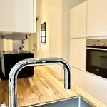 Appartement Perfect For Travelers On A Budget - But Still Wants Quality